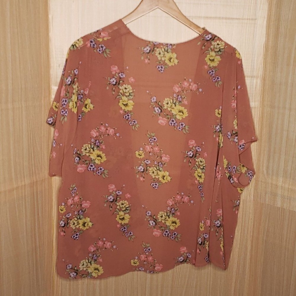 Heart & Hips Women’s Rose Pink Floral Sheer Kimono XL